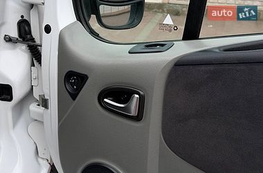 Мінівен Renault Trafic 2013 в Стрию фото 68 Мінівен Renault Trafic 2013 в Стрию