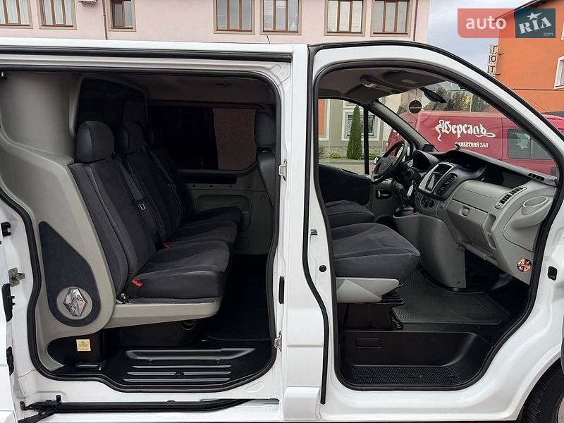 Мінівен Renault Trafic 2013 в Стрию фото 70 Мінівен Renault Trafic 2013 в Стрию