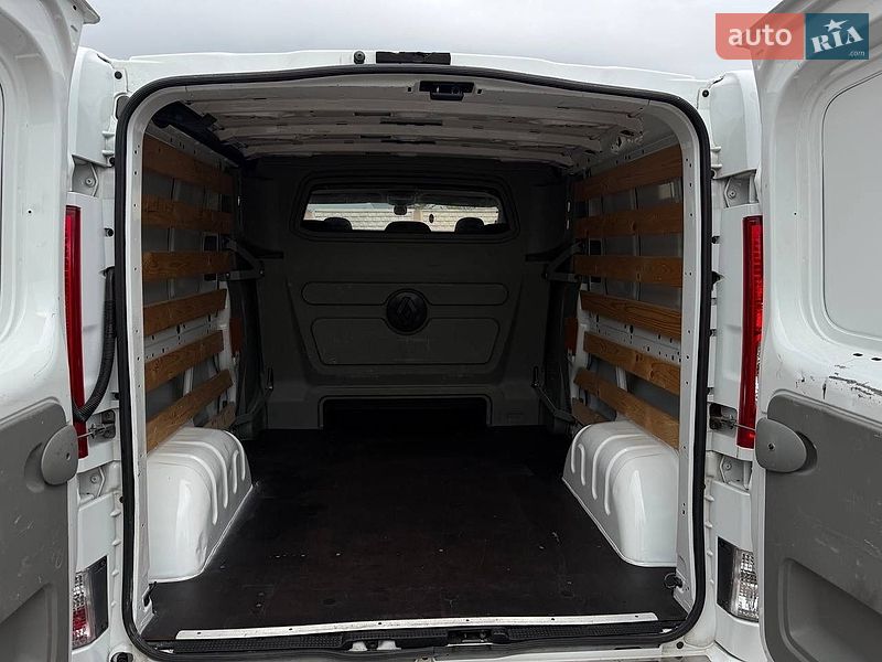 Мінівен Renault Trafic 2013 в Стрию фото 79 Мінівен Renault Trafic 2013 в Стрию