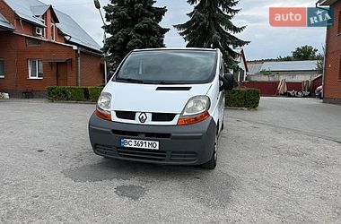 Мінівен Renault Trafic 2004 в Кременці