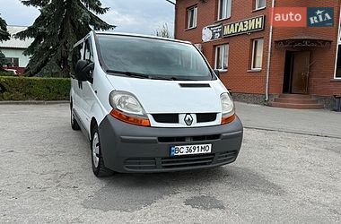 Мінівен Renault Trafic 2004 в Кременці