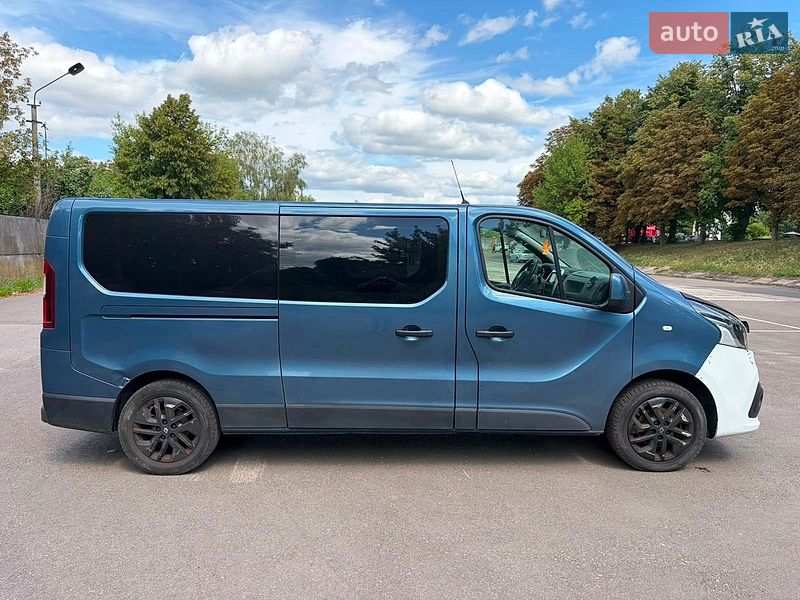 Минивэн Renault Trafic 2018 в Ровно