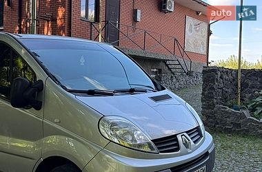 Минивэн Renault Trafic 2011 в Казатине