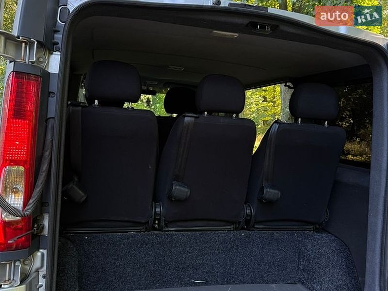 Минивэн Renault Trafic 2011 в Казатине
