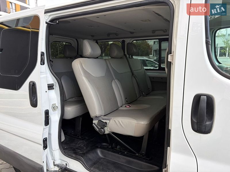 Минивэн Renault Trafic 2012 в Луцке