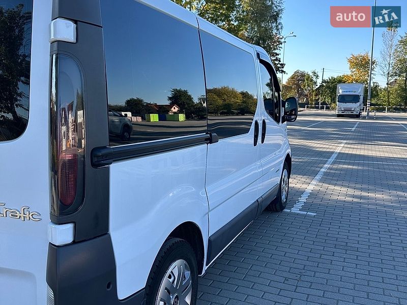 Минивэн Renault Trafic 2006 в Коломые фото 8 Минивэн Renault Trafic 2006 в Коломые