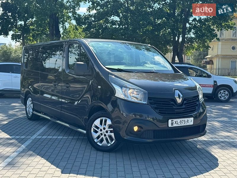 Минивэн Renault Trafic 2015 в Коломые