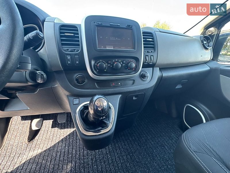 Минивэн Renault Trafic 2015 в Коломые