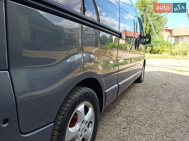 Минивэн Renault Trafic 2011 в Глыбокой фото 9 Минивэн Renault Trafic 2011 в Глыбокой