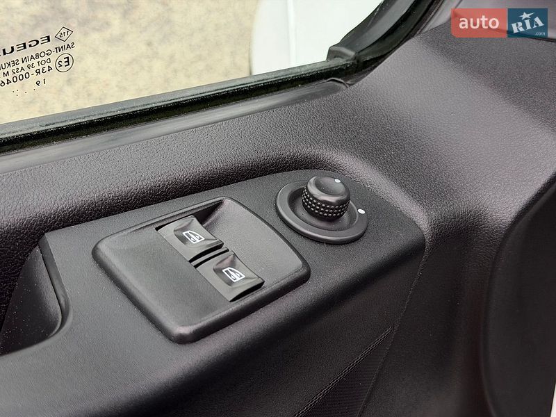 Мінівен Renault Trafic 2019 в Дрогобичі фото 61 Мінівен Renault Trafic 2019 в Дрогобичі