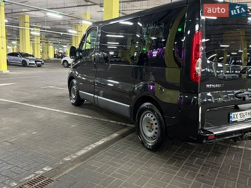 Мінівен Renault Trafic 2007 в Києві фото 10 Мінівен Renault Trafic 2007 в Києві