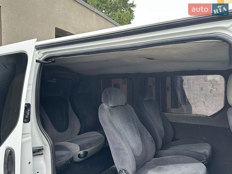 Минивэн Renault Trafic 2006 в Каменец-Подольском фото 12 Минивэн Renault Trafic 2006 в Каменец-Подольском