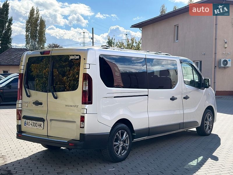 Минивэн Renault Trafic 2017 в Ужгороде