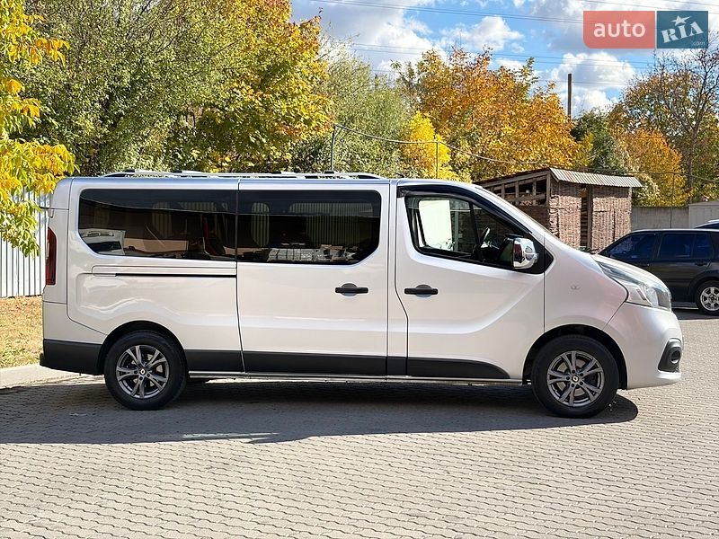 Минивэн Renault Trafic 2017 в Ужгороде