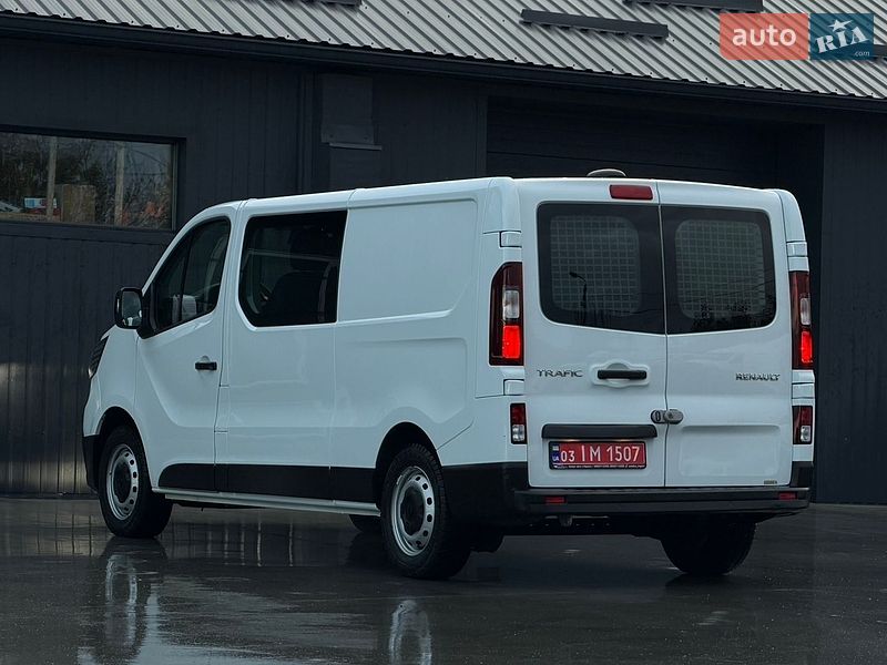 Минивэн Renault Trafic 2022 в Дубно