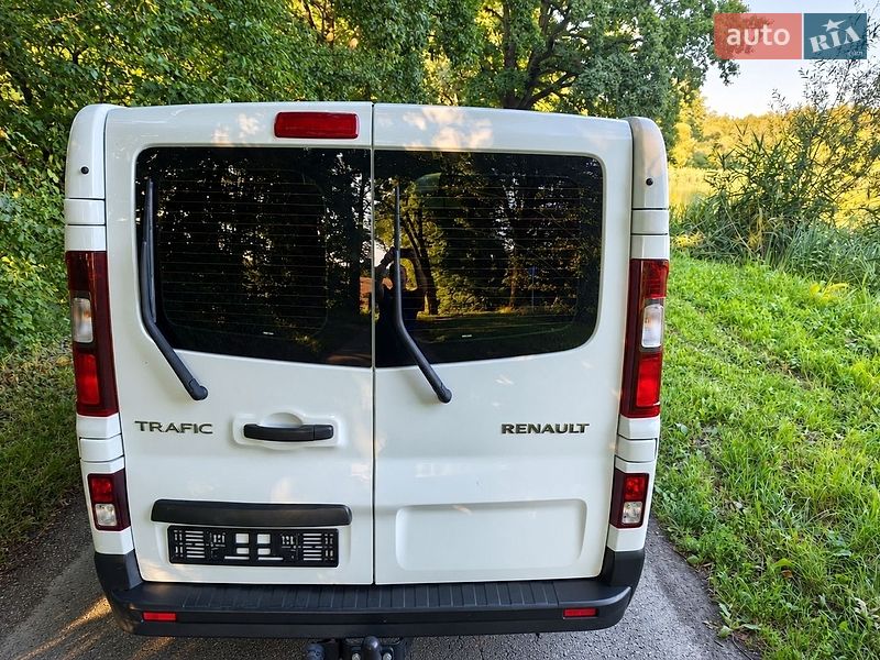 Мінівен Renault Trafic 2017 в Луцьку