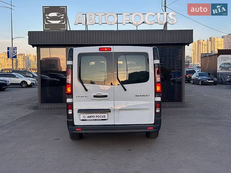 Минивэн Renault Trafic 2017 в Киеве