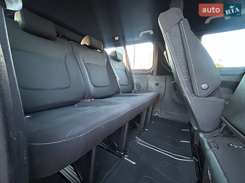 Минивэн Renault Trafic 2017 в Киеве
