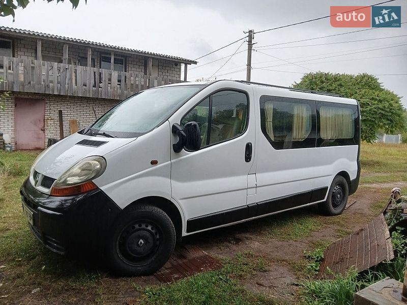 Минивэн Renault Trafic 2004 в Обухове