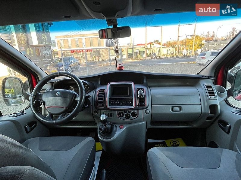 Мінівен Renault Trafic 2011 в Стрию