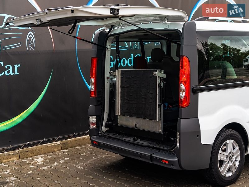Минивэн Renault Trafic 2012 в Луцке
