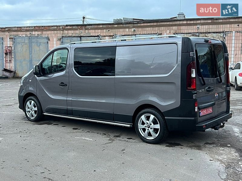 Грузопассажирский фургон Renault Trafic 2018 в Луцке