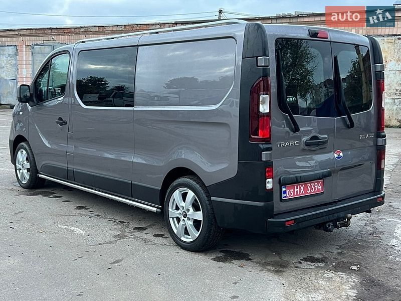 Грузопассажирский фургон Renault Trafic 2018 в Луцке
