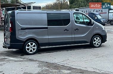 Грузопассажирский фургон Renault Trafic 2018 в Луцке