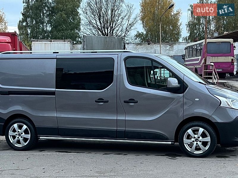 Грузопассажирский фургон Renault Trafic 2018 в Луцке