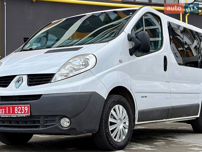 Минивэн Renault Trafic 2012 в Луцке