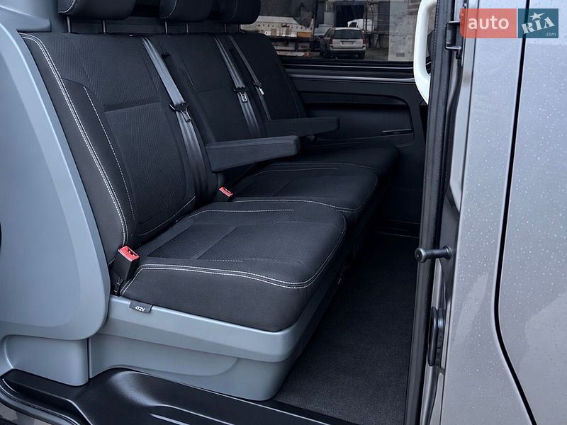Грузопассажирский фургон Renault Trafic 2018 в Луцке