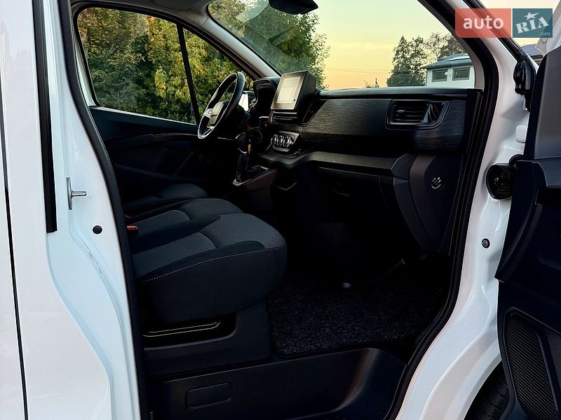 Минивэн Renault Trafic 2025 в Киеве фото 32 Минивэн Renault Trafic 2025 в Киеве