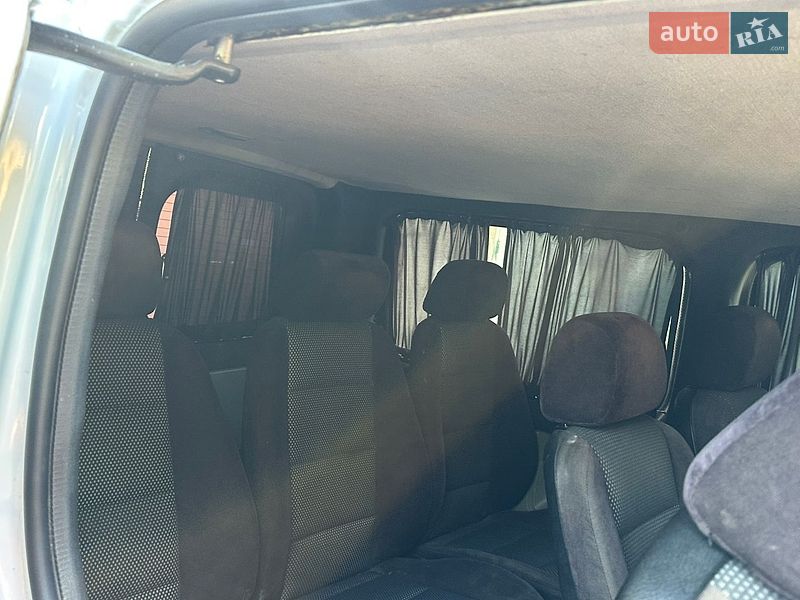 Минивэн Renault Trafic 2004 в Каменец-Подольском