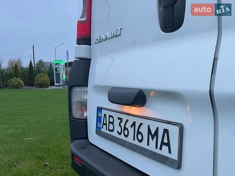 Минивэн Renault Trafic 2006 в Виннице
