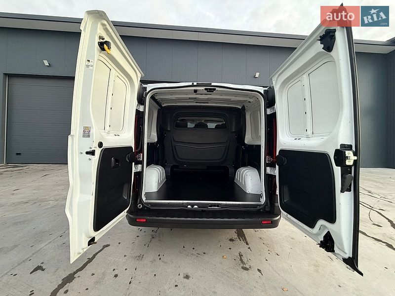 Вантажопасажирський фургон Renault Trafic 2020 в Дубні фото 34 Вантажопасажирський фургон Renault Trafic 2020 в Дубні