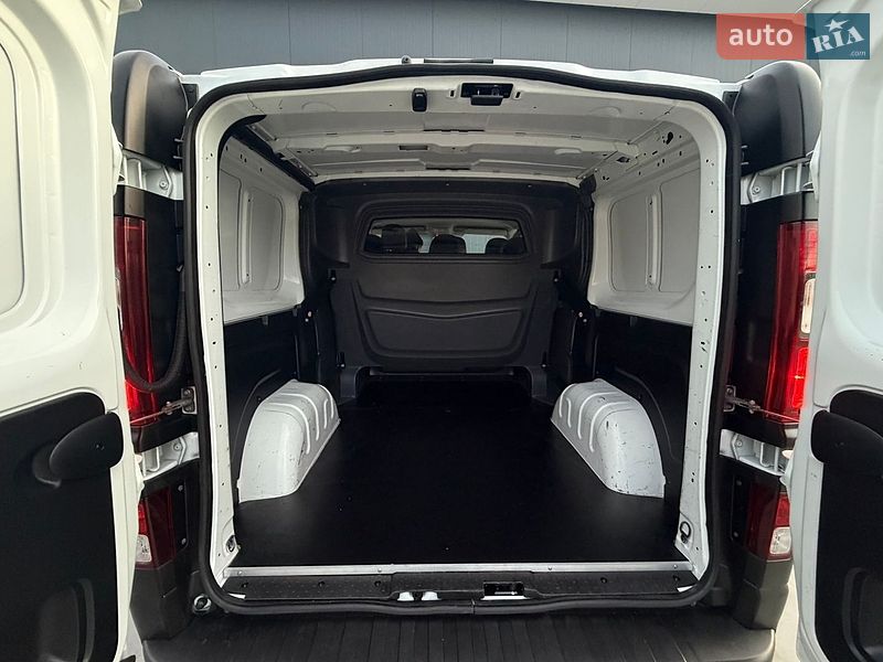 Вантажопасажирський фургон Renault Trafic 2020 в Дубні фото 33 Вантажопасажирський фургон Renault Trafic 2020 в Дубні