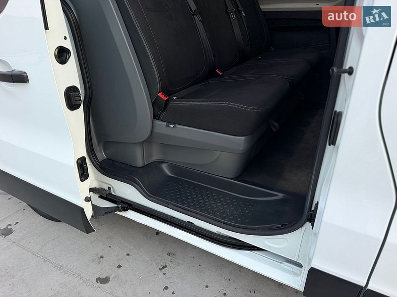 Вантажопасажирський фургон Renault Trafic 2020 в Дубні фото 44 Вантажопасажирський фургон Renault Trafic 2020 в Дубні