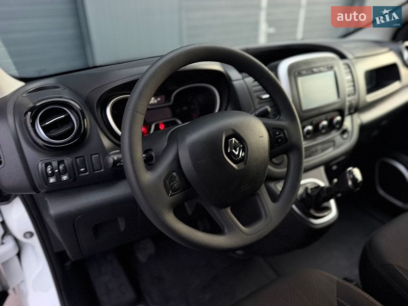 Вантажопасажирський фургон Renault Trafic 2020 в Дубні фото 57 Вантажопасажирський фургон Renault Trafic 2020 в Дубні