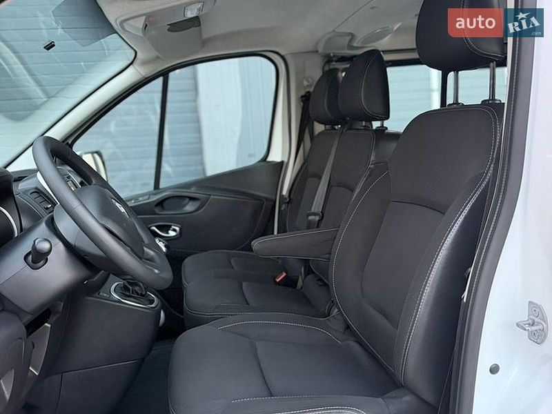 Вантажопасажирський фургон Renault Trafic 2020 в Дубні фото 81 Вантажопасажирський фургон Renault Trafic 2020 в Дубні