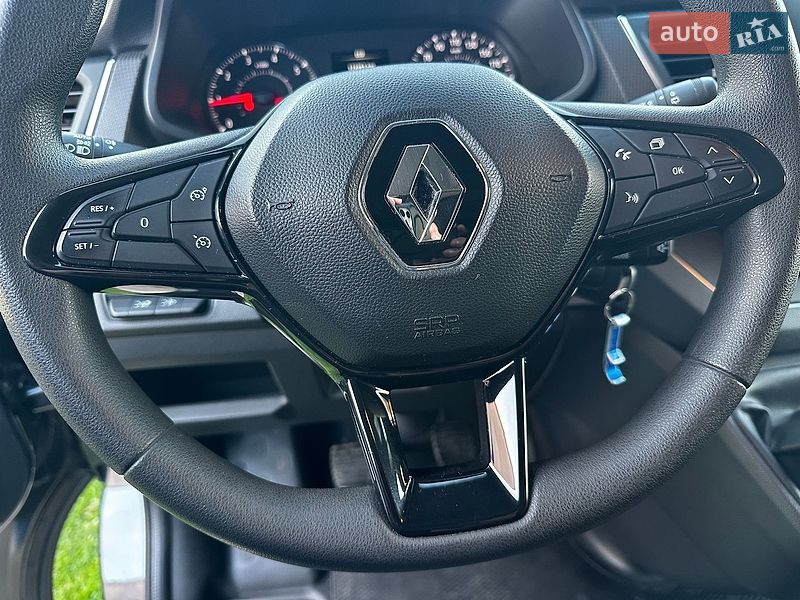 Мінівен Renault Trafic 2022 в Івано-Франківську