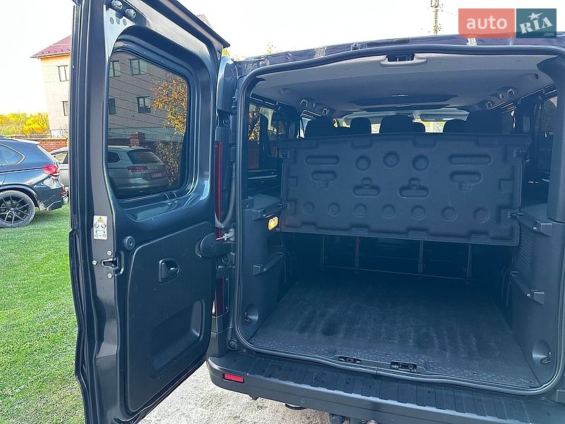 Мінівен Renault Trafic 2022 в Івано-Франківську