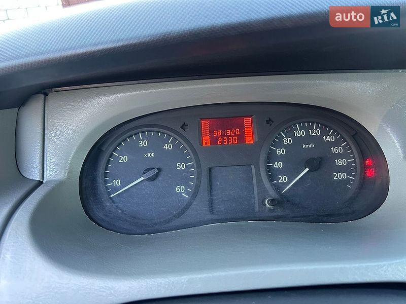 Мінівен Renault Trafic 2006 в Камені-Каширському фото 6 Мінівен Renault Trafic 2006 в Камені-Каширському