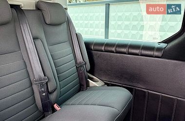 Минивэн Renault Trafic 2023 в Киеве фото 55 Минивэн Renault Trafic 2023 в Киеве