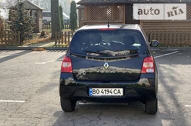 Хэтчбек Renault Twingo 2010 в Тернополе