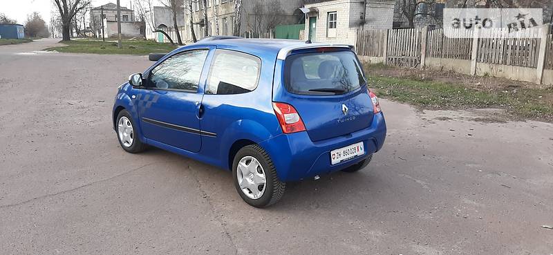 Купе Renault Twingo 2010 в Чернігові