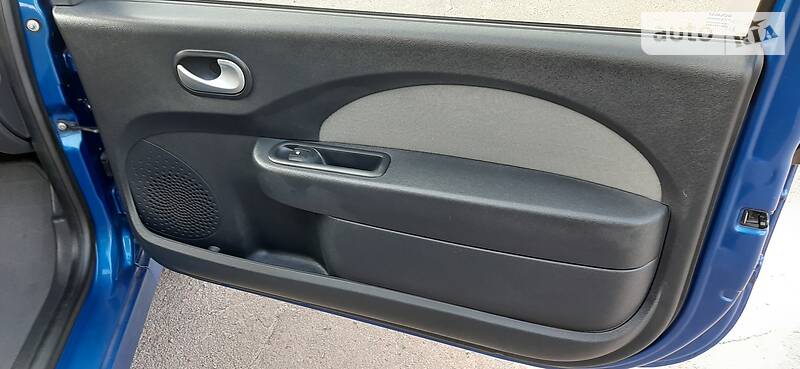 Купе Renault Twingo 2010 в Чернігові
