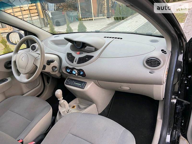 Хетчбек Renault Twingo 2008 в Стрию