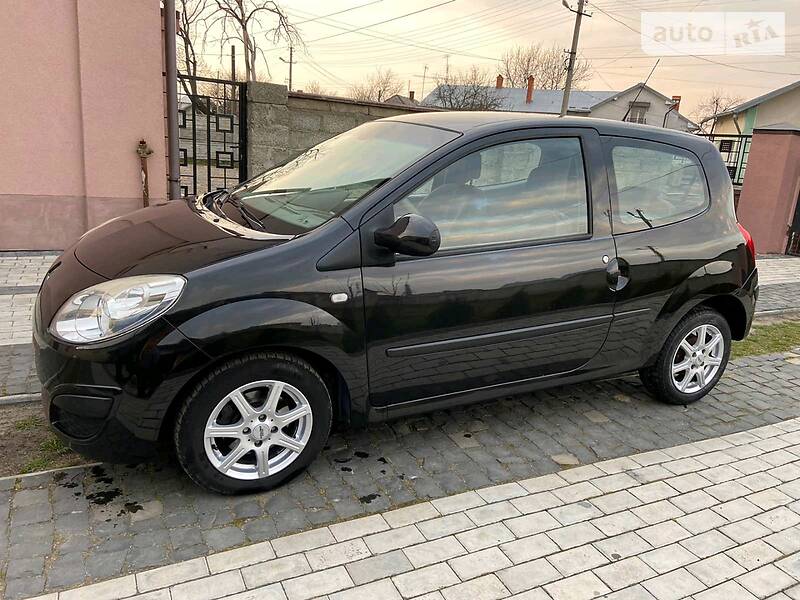 Хетчбек Renault Twingo 2008 в Стрию