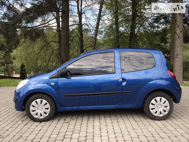 Хэтчбек Renault Twingo 2009 в Старом Самборе