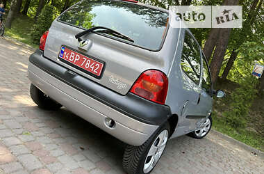 Хэтчбек Renault Twingo 2005 в 